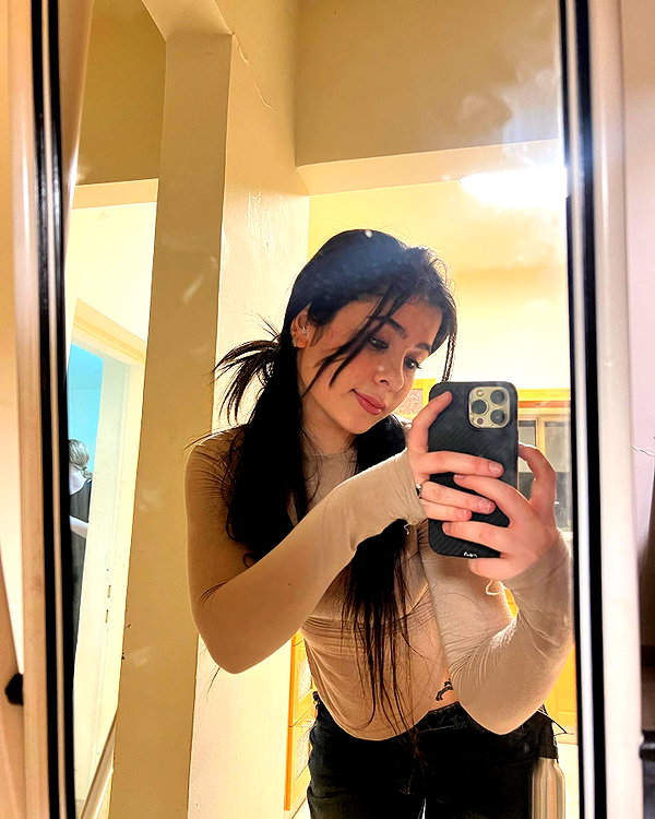evasela__ instagram image archive image