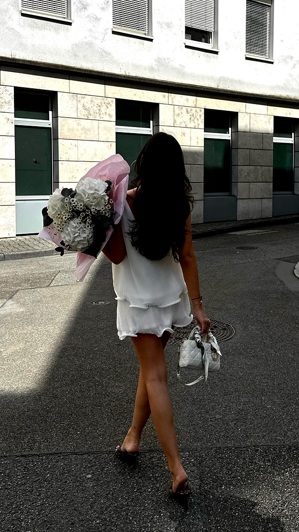 zoeliss instagram image archive image