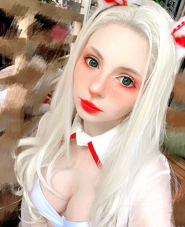 peachmilky_ instagram image archive image