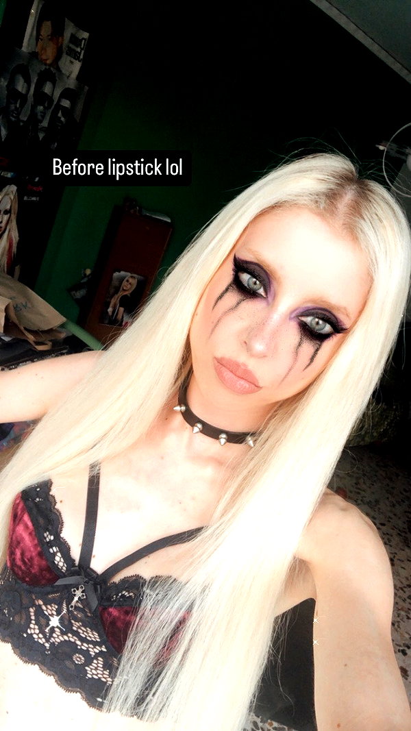 roxiechelon2 archive image