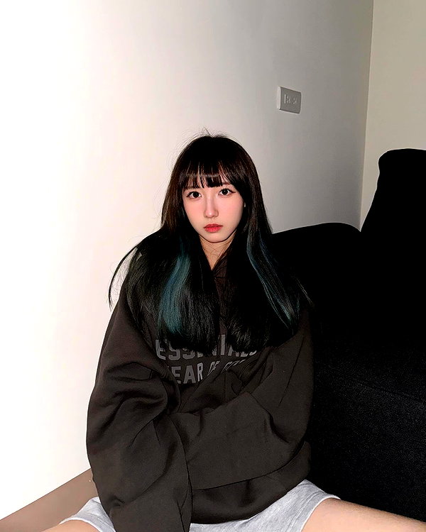 4ure1i2 instagram image archive image