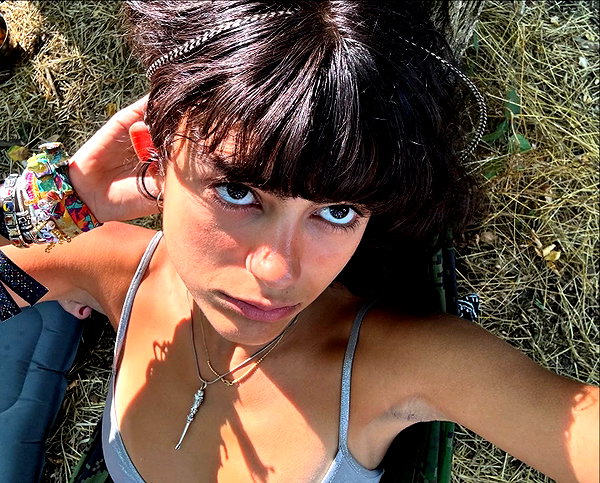 devalluna instagram image archive image