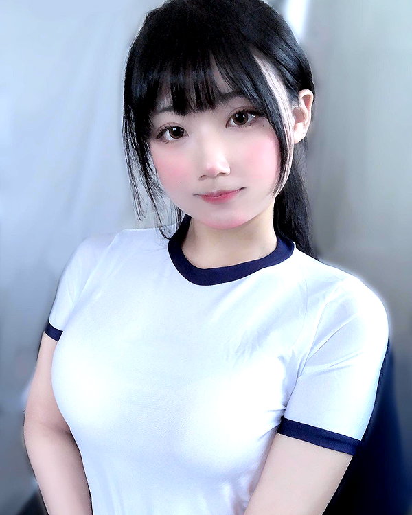 purinn_cos instagram image archive image