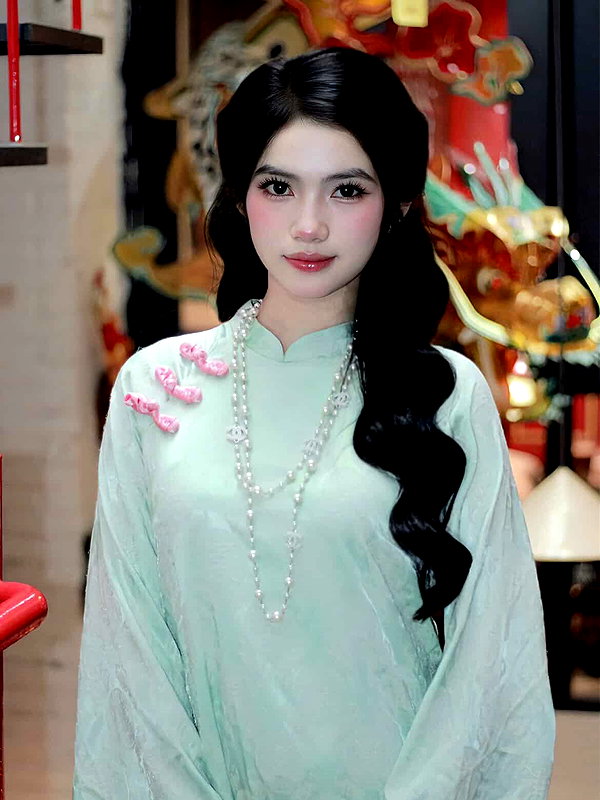 lyhythuedoxinh instagram image archive image