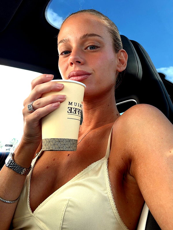 barzomer instagram image archive image