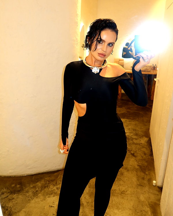 flawlessa instagram image archive image