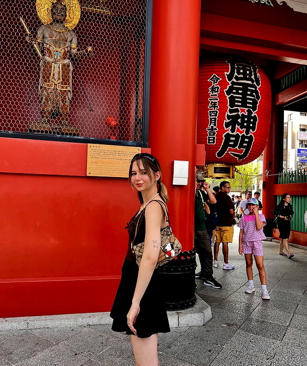 lihi.k_ instagram image archive image