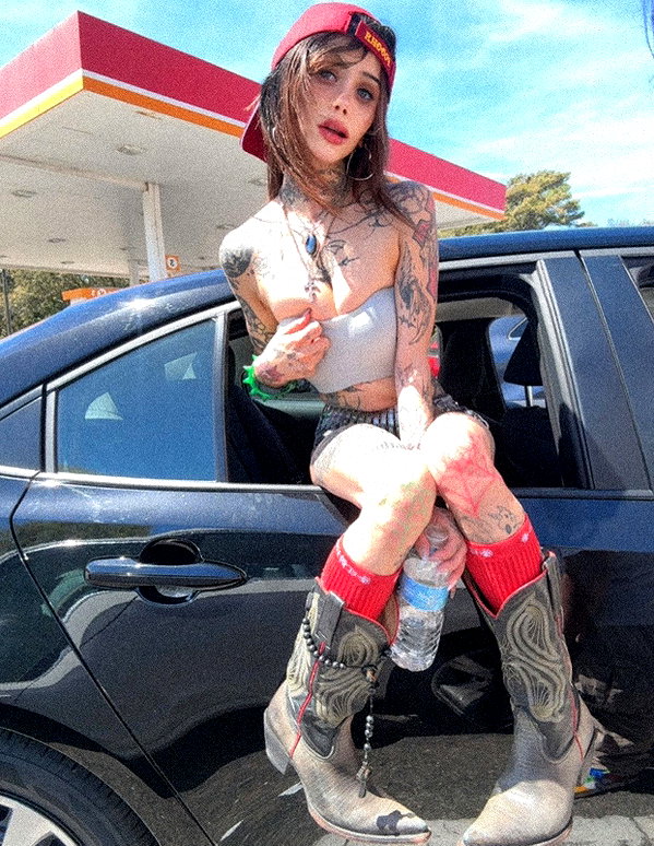 zommmbri instagram image archive image