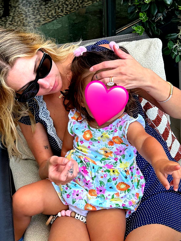 ashleybenson instagram image archive image