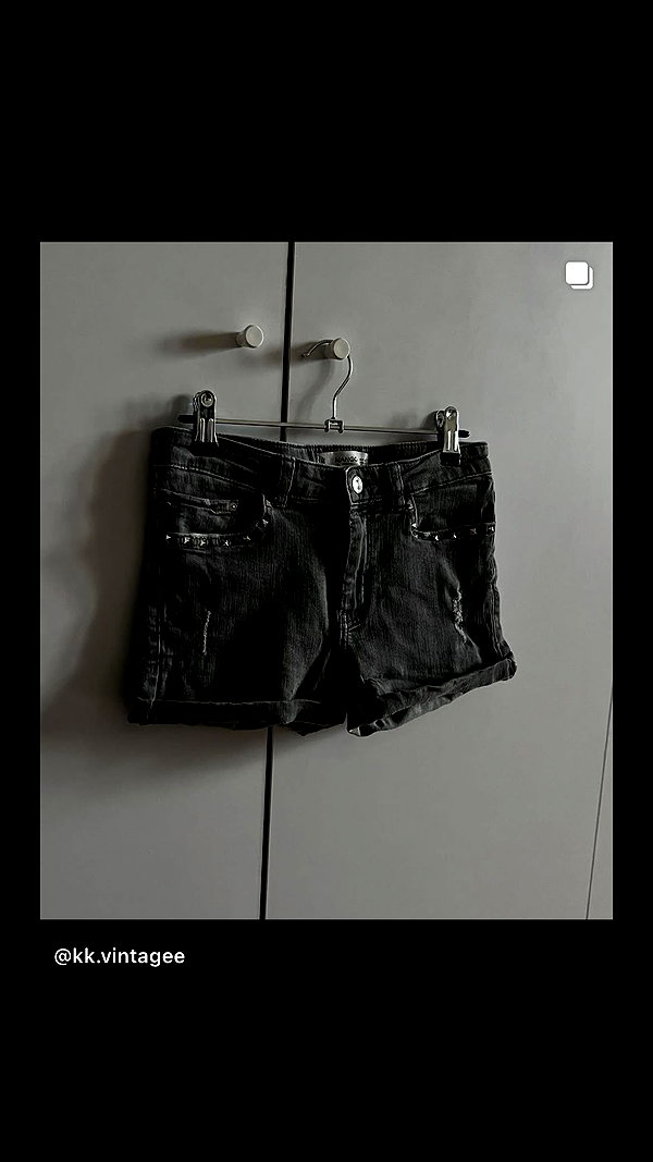 kk.vintagee instagram image archive image