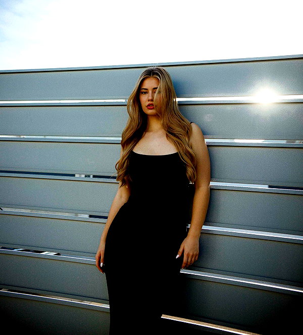 tatianakaer instagram image archive image