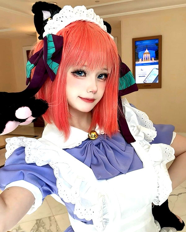 xier_cos instagram image archive image