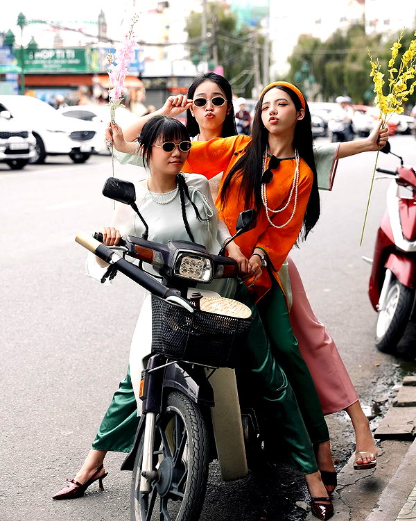 lyhythuedoxinh instagram image archive image