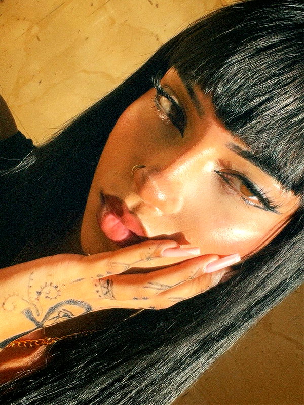 heyracheel instagram image archive image