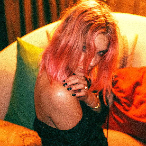 ashleybenson instagram image archive image
