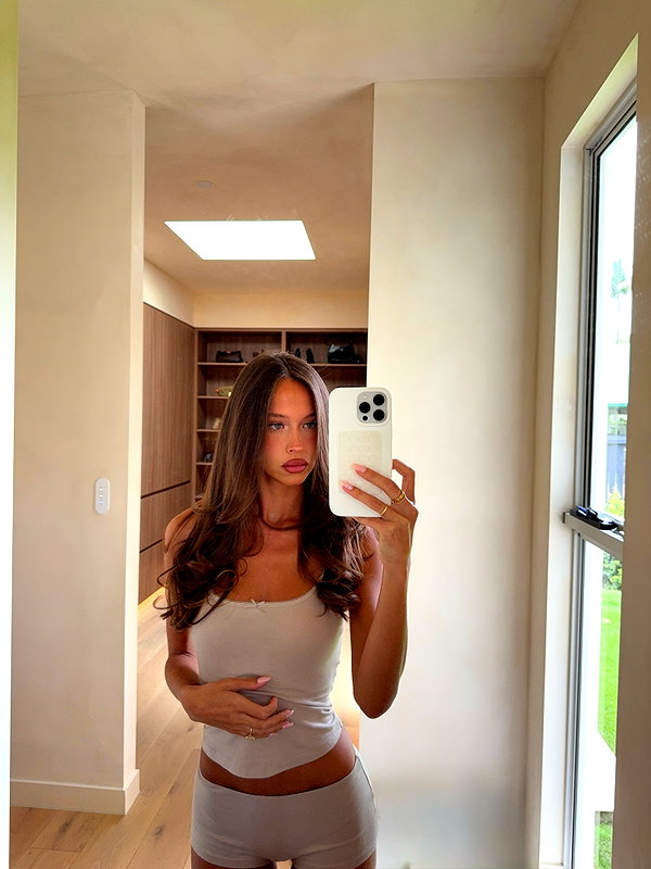 isabellemathersx instagram image archive image