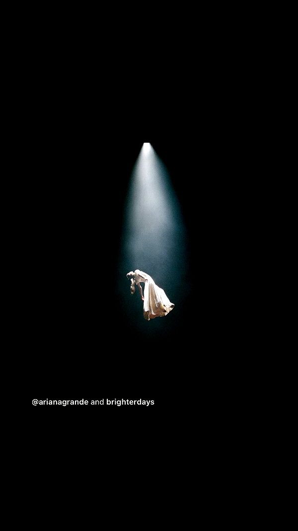 arianagrande instagram image archive image