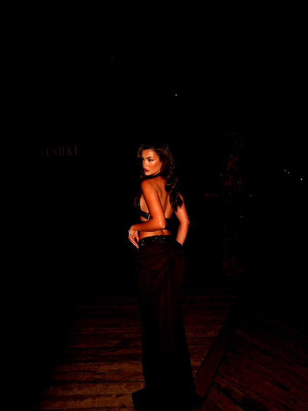 oliviaphillipps instagram image archive image