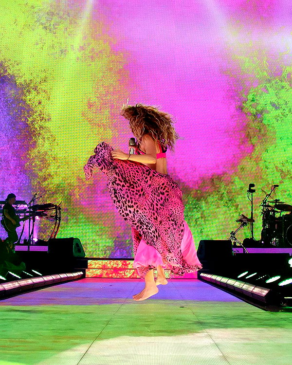 shakira instagram image archive image