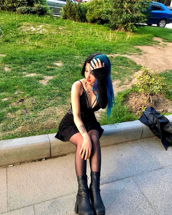 madamist_ instagram image archive image