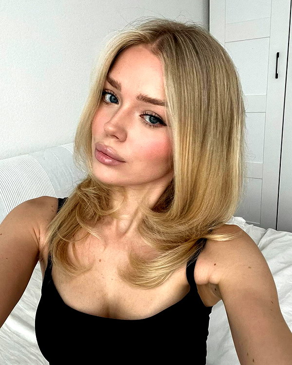 esmireal instagram image archive image