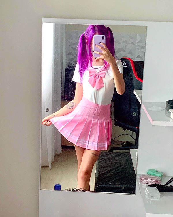 jadelaverne instagram image archive image