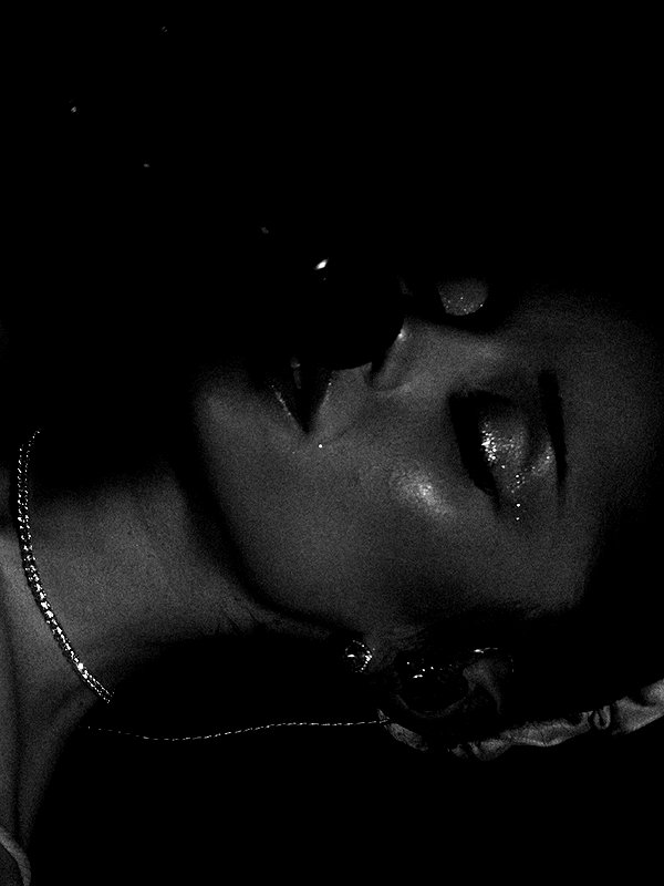 arianagrande instagram image archive image