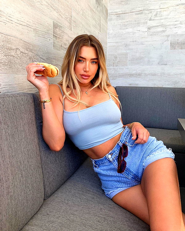 staskaranikolaou instagram image archive image
