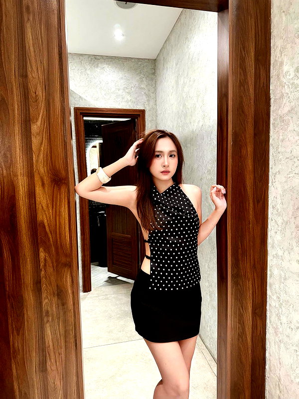 lyhythuedoxinh instagram image archive image