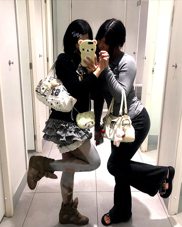 0bitsumirai instagram image archive image