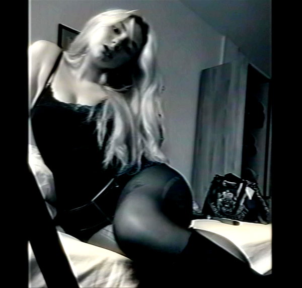 zoebaroniunreich instagram image archive image