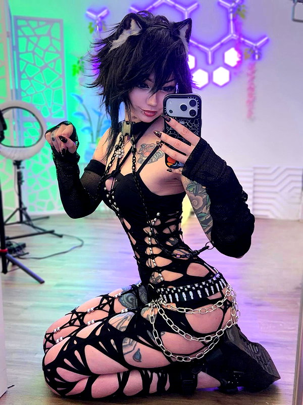 glowjelii instagram image archive image
