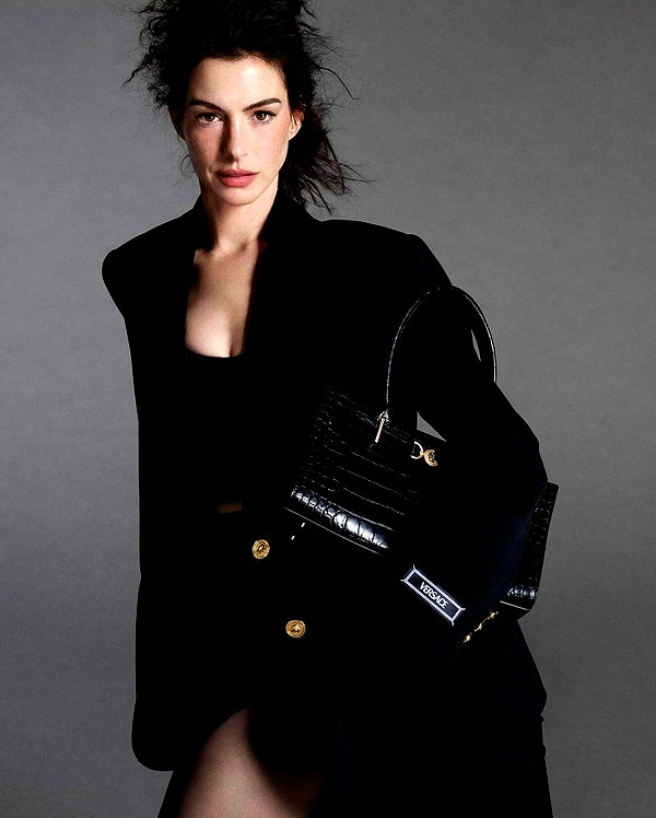 annehathaway instagram image archive image