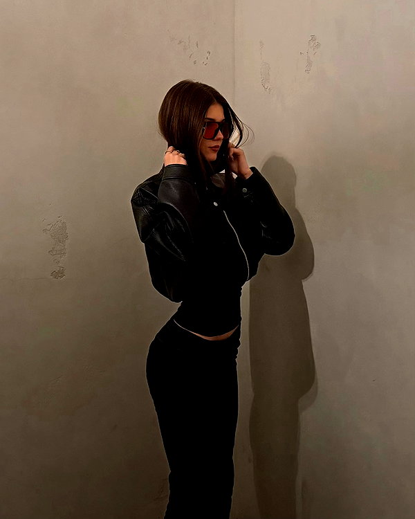 solveyyyy instagram image archive image