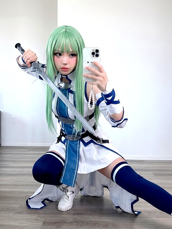 waifufaee instagram image archive image