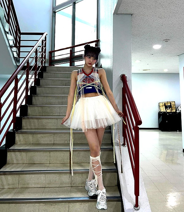 hhh.e_c.v instagram image archive image