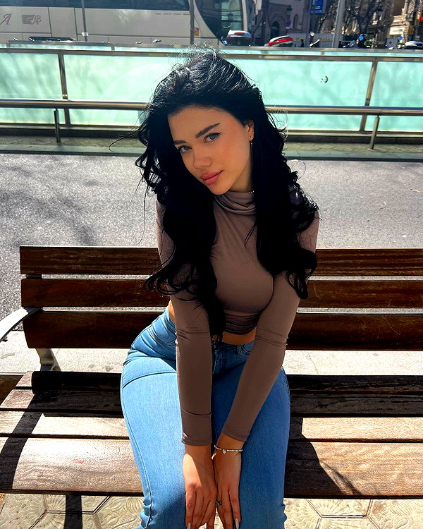 vanessa.rhd instagram image archive image
