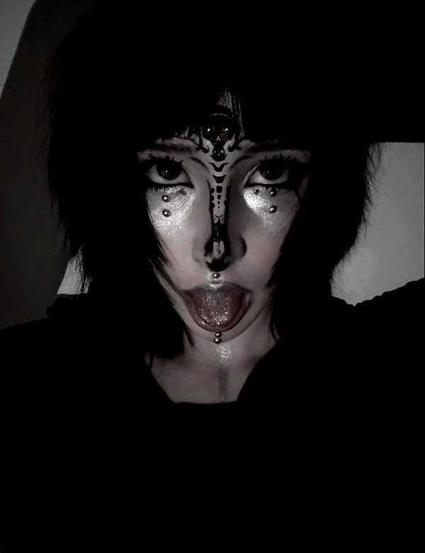 kk3tr1n4 instagram image archive image