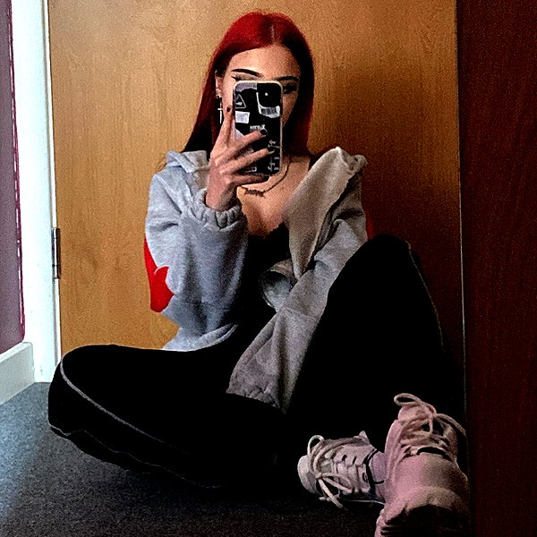 _roniira instagram image archive image