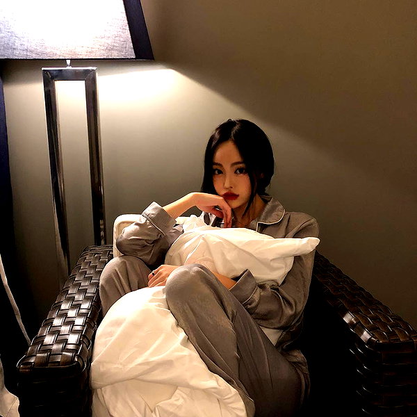 daxbin instagram image archive image