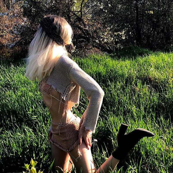 stea0diness instagram image archive image