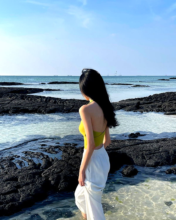 daxbin instagram image archive image
