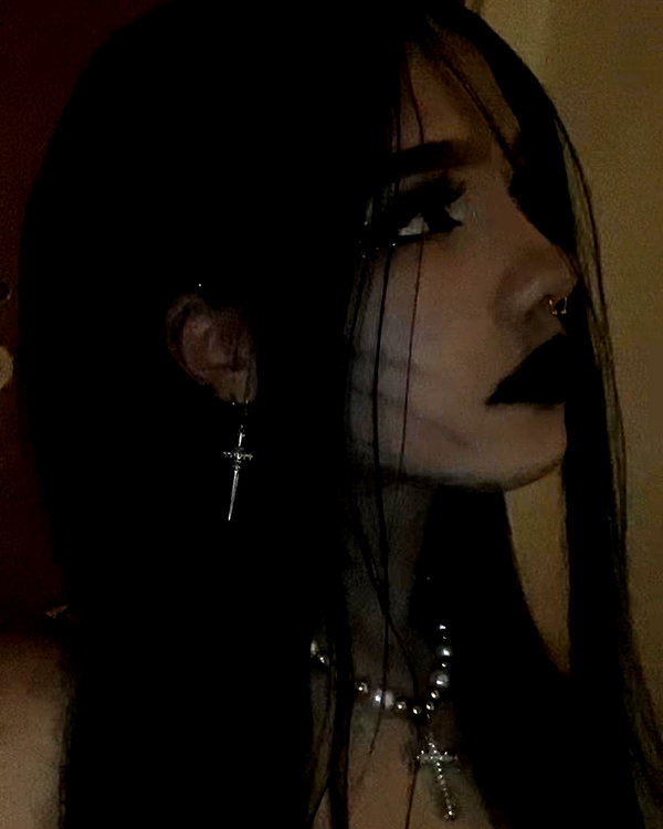 _roniira instagram image archive image