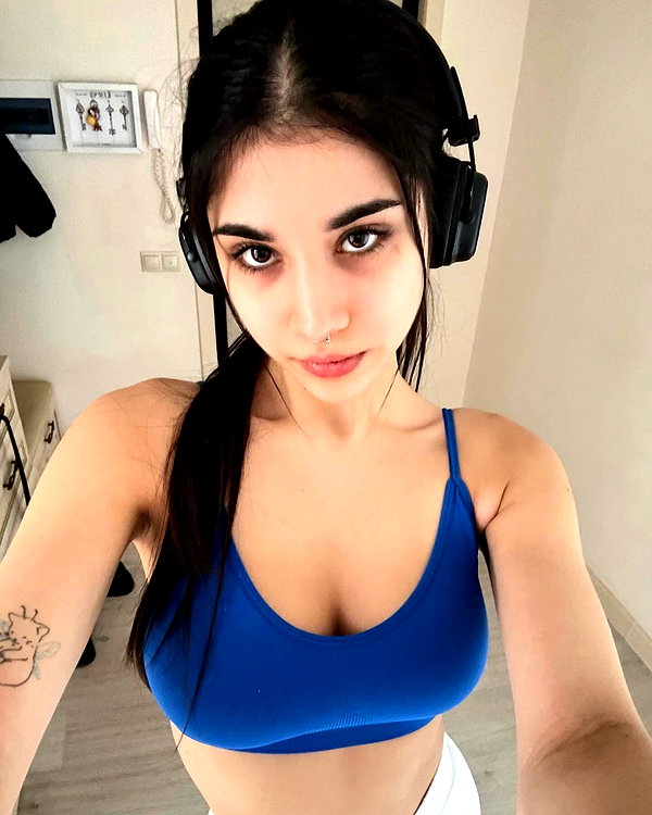owlydiaa instagram image archive image