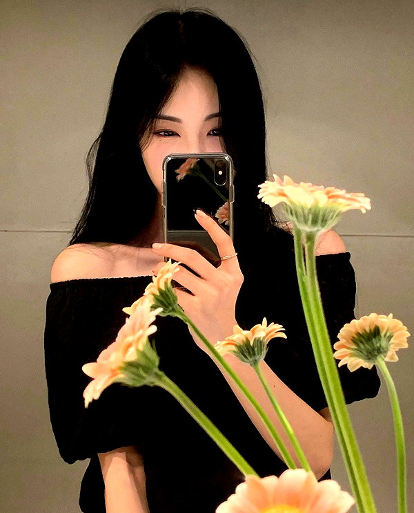 daxbin instagram image archive image