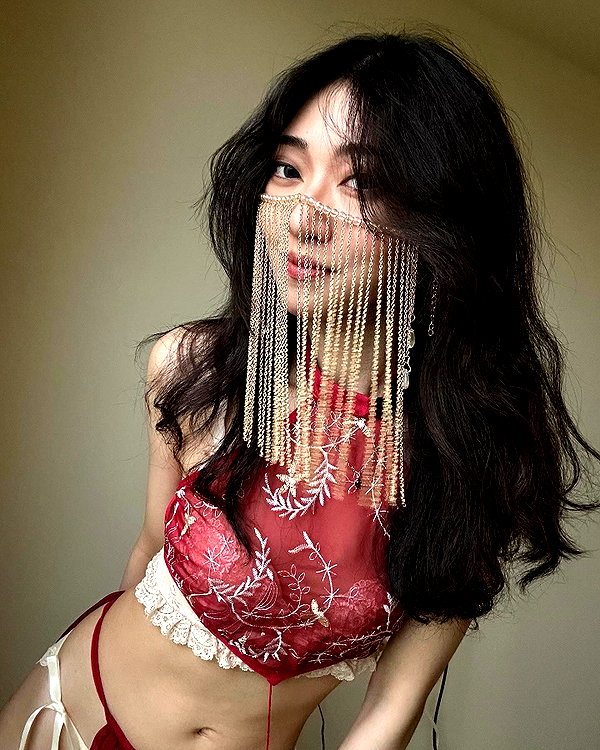 ge.more_x instagram image archive image