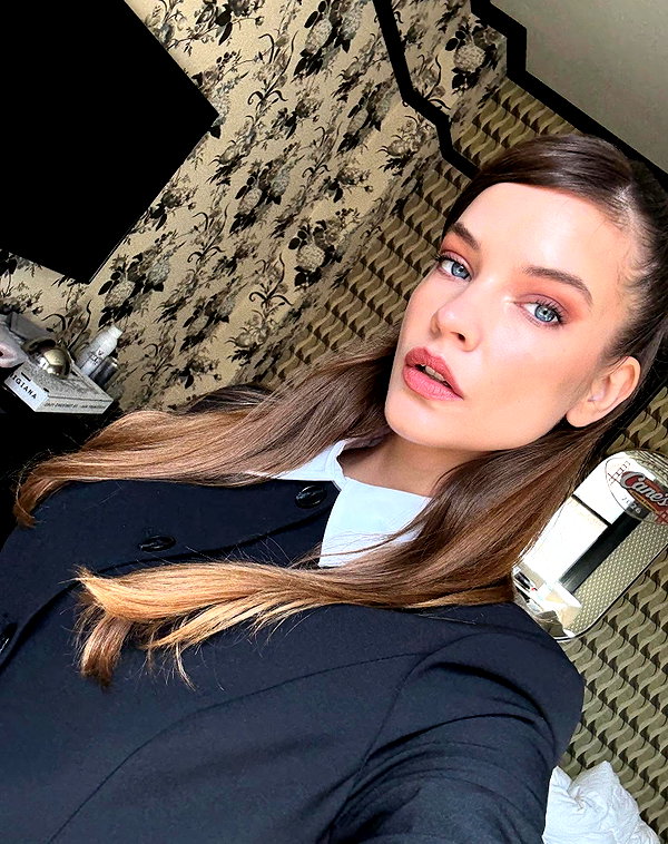 realbarbarapalvin instagram image archive image