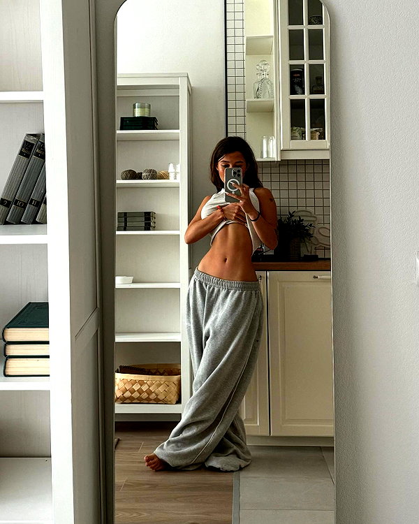 enikeeva_aliya instagram image archive image