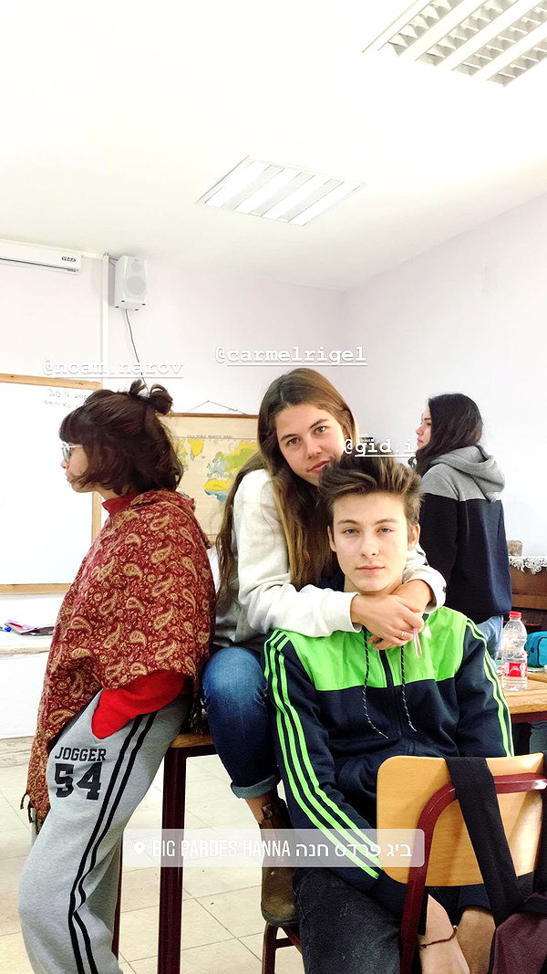 evasela__ evasela__ archive image