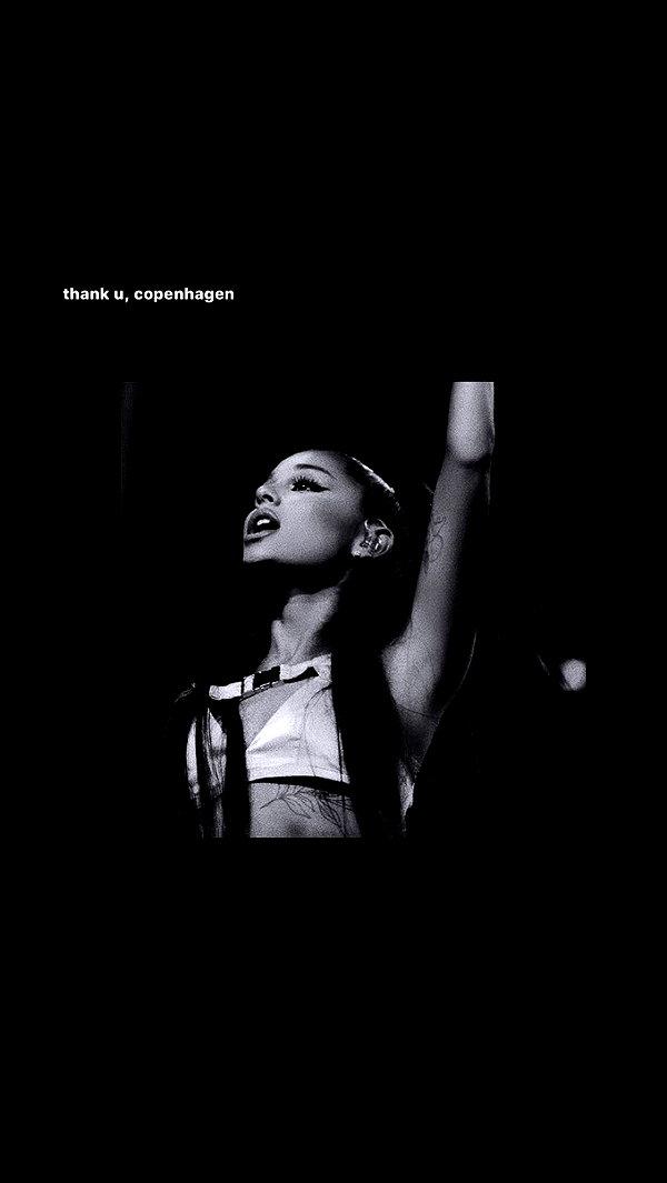 arianagrande instagram image archive image